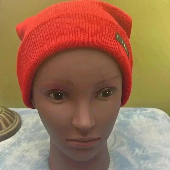 🆕 YEA.NICE Red and Dickies Orange Beanie Bundle - Picture 8 of 8